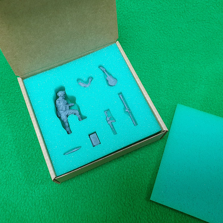 6018 фигурка Гитарист СВ Модель