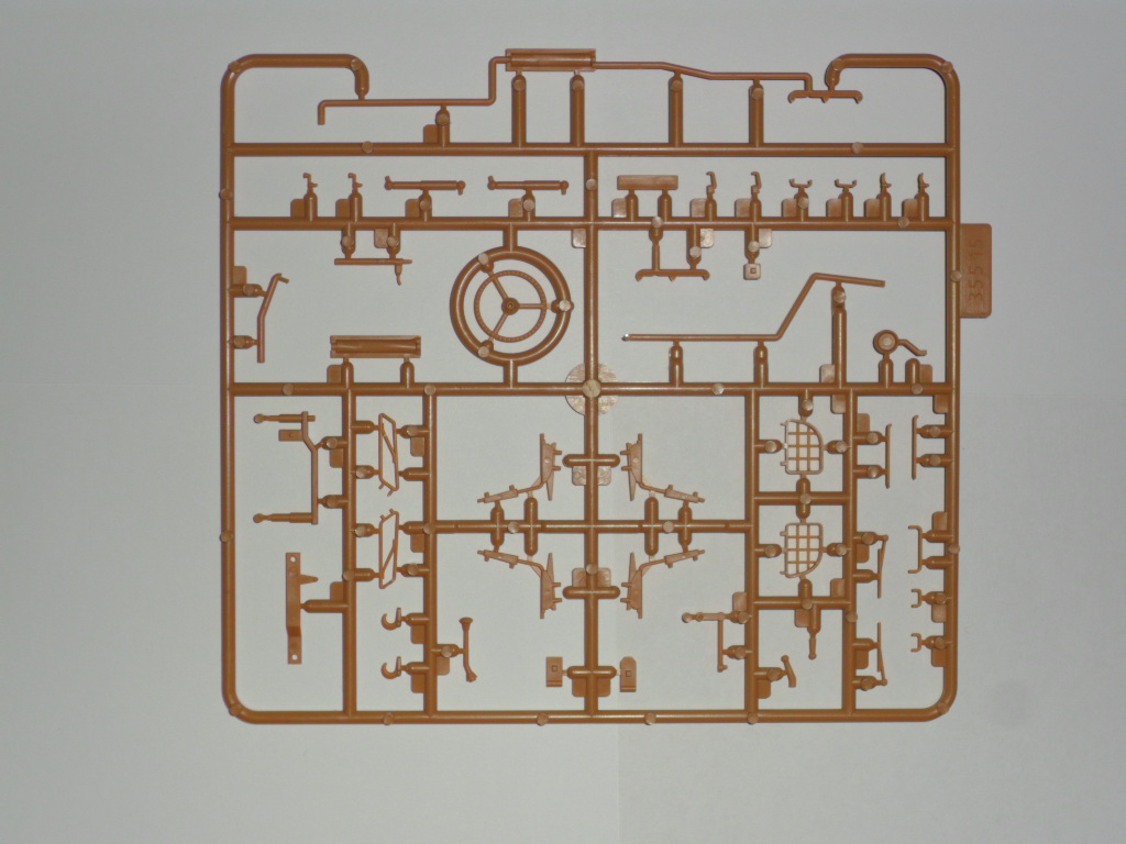 35516 ЗиЛ-131, Советский грузовой автомобиль с советской мотопехотой ICM