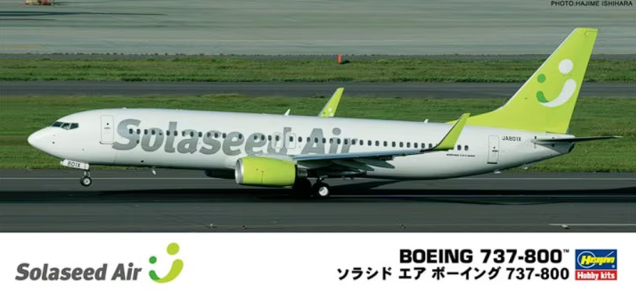 10740-Пассажирский самолет SOLASEED AIR B737-800 Hasegawa
