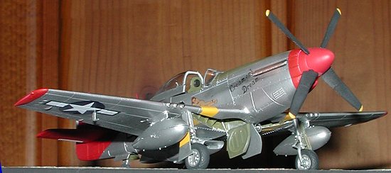 60749T North American P-51D Mustang Tamiya