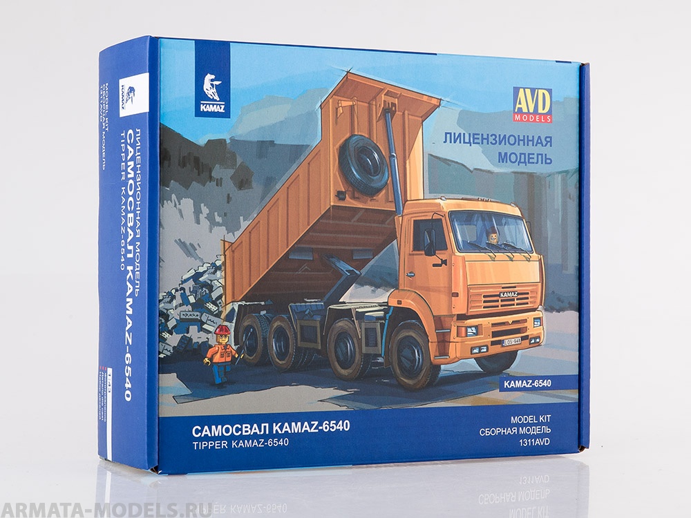 1311AVD Сборная модель КАМАЗ-6540 8x4 самосвал AVD Models