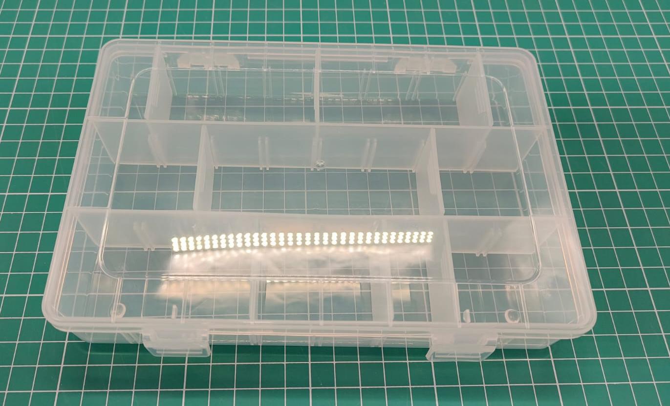 MW-BOX05 Прозрачный пластиковый ящик (с 24 ячейками) 19х12.5х4см