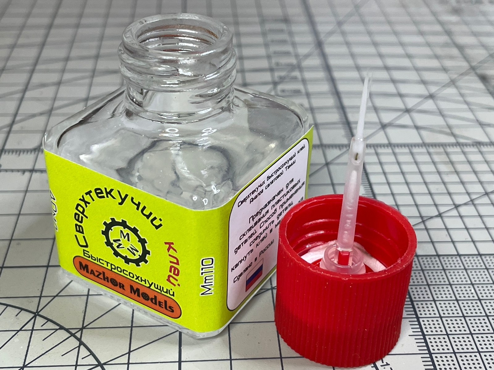 MM110  Клей сверхтекучий (Extrafast салатовый)40мл