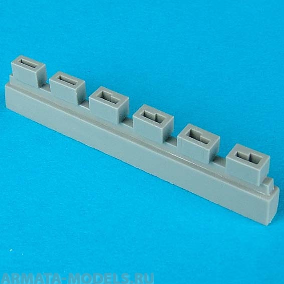QB48075  1/48 Spitfire Mk. IX Empty Sheel Case Chute (HAS)