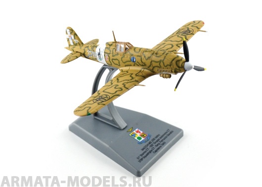 48210ИТ Самолет MACCHI MC.205 Veltro 4°St. 10°Gr. 1:100 Die Cast Italeri