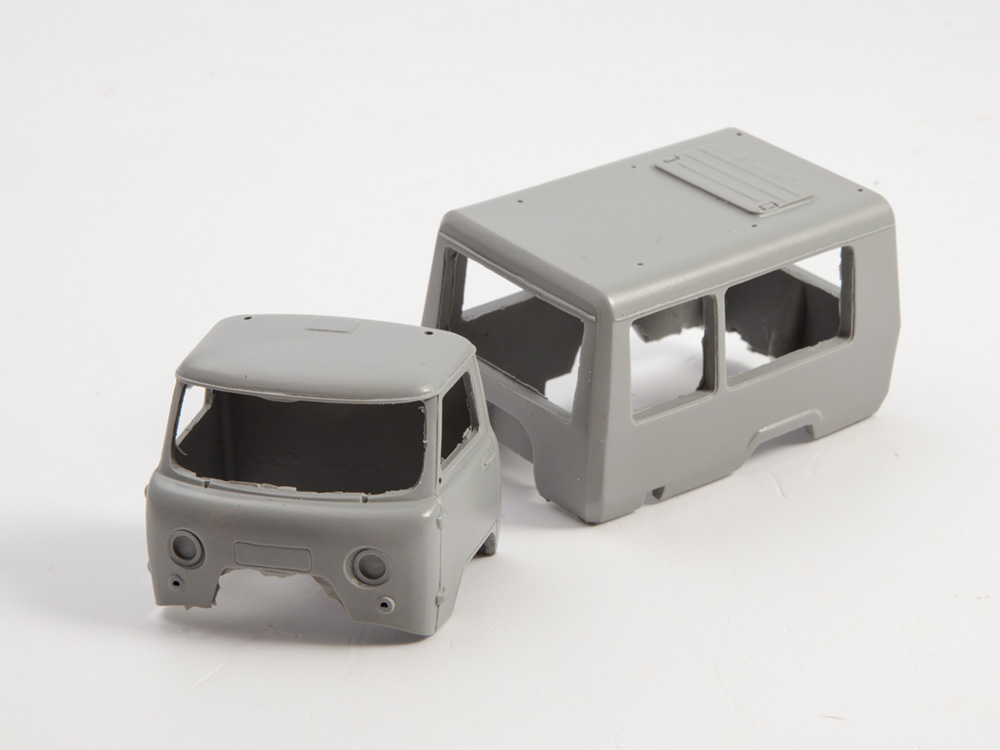 1502AVD Сборная модель Диагностическая станция УАЗ-Т12.02 AVD Models